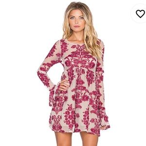 FOR LOVE AND LEMONS TEMECULA MINI DRESS IN WINE